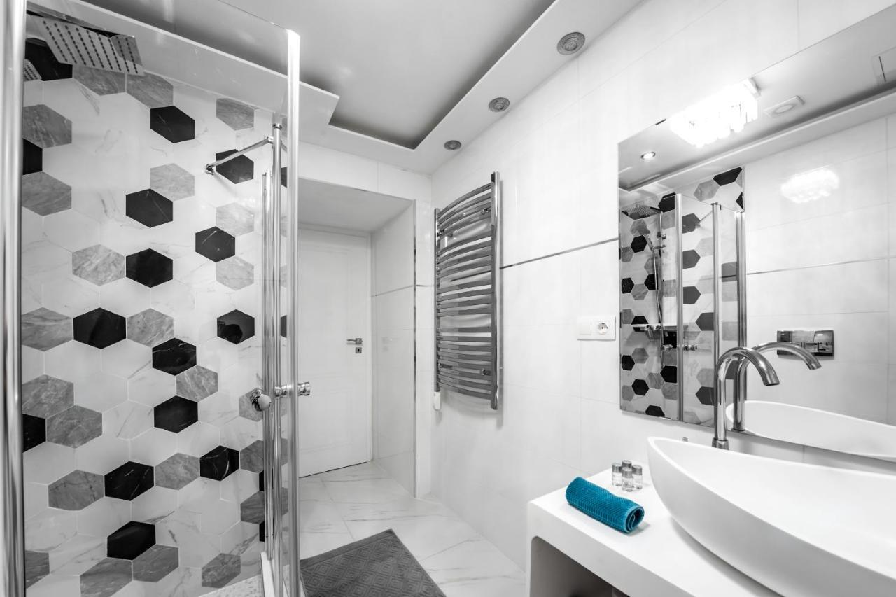 Kiraly 28-1 Entire Aircon Center Apartment 부다페스트 외부 사진